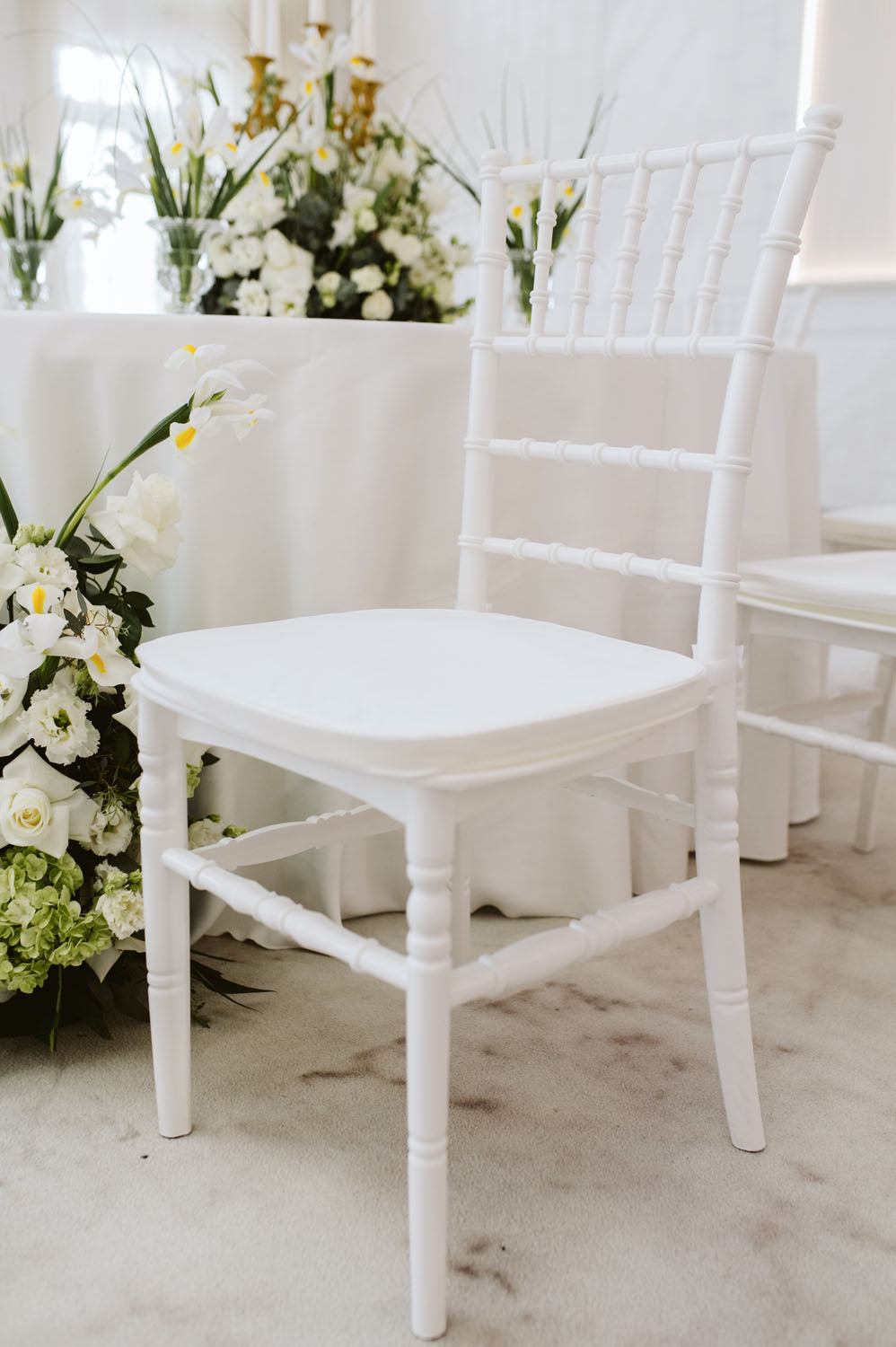 Krzesło Chiavari Tiffany białe