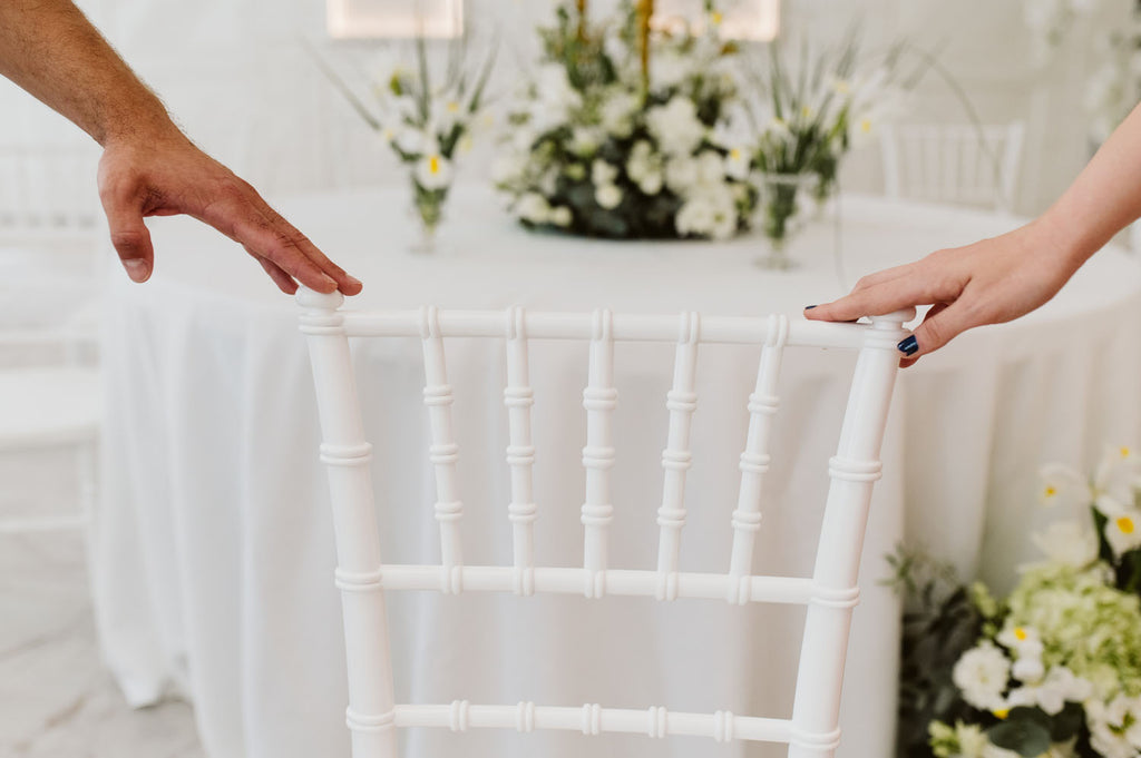 Krzesło Chiavari Tiffany białe