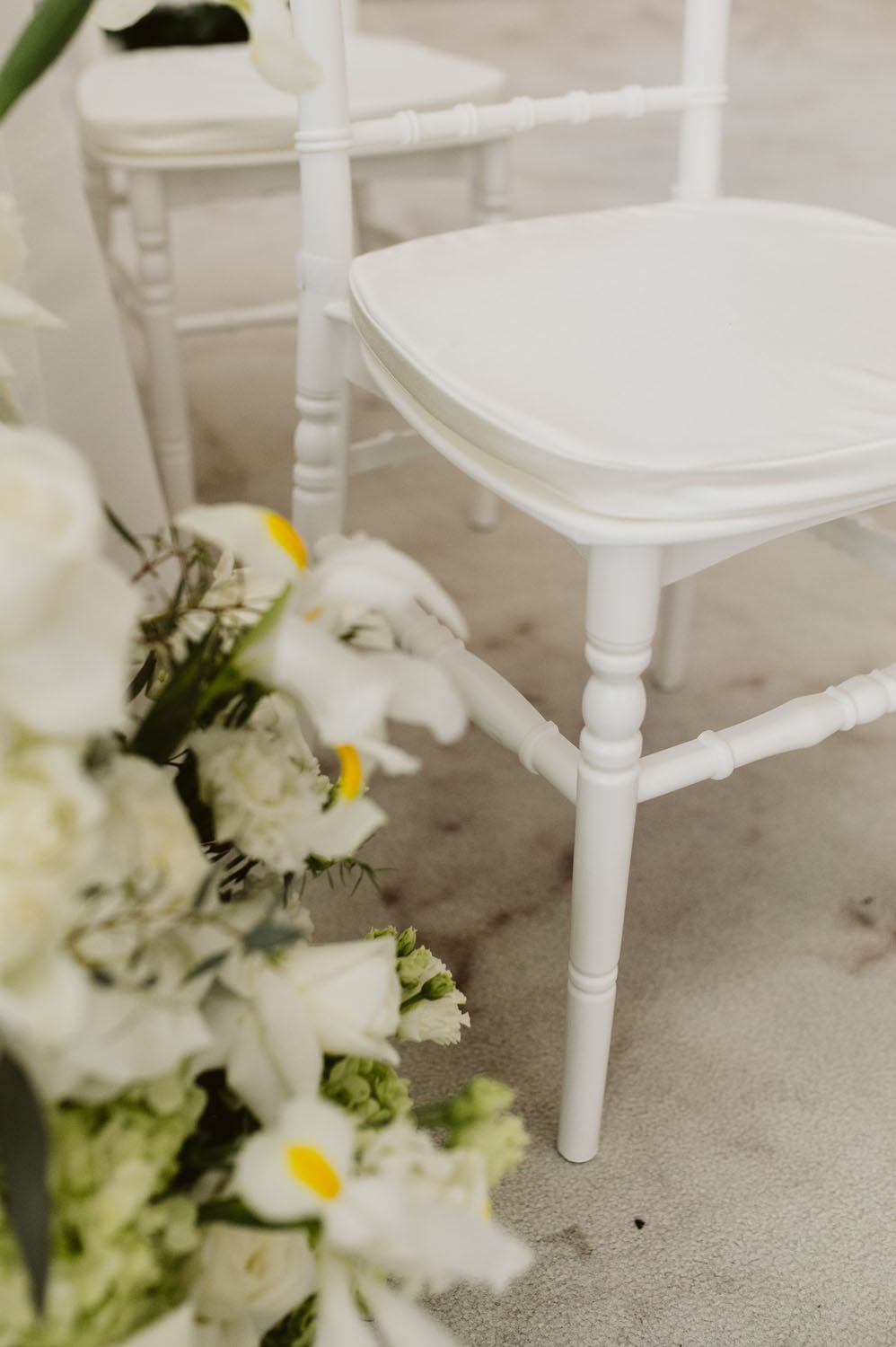 Krzesło Chiavari Tiffany białe