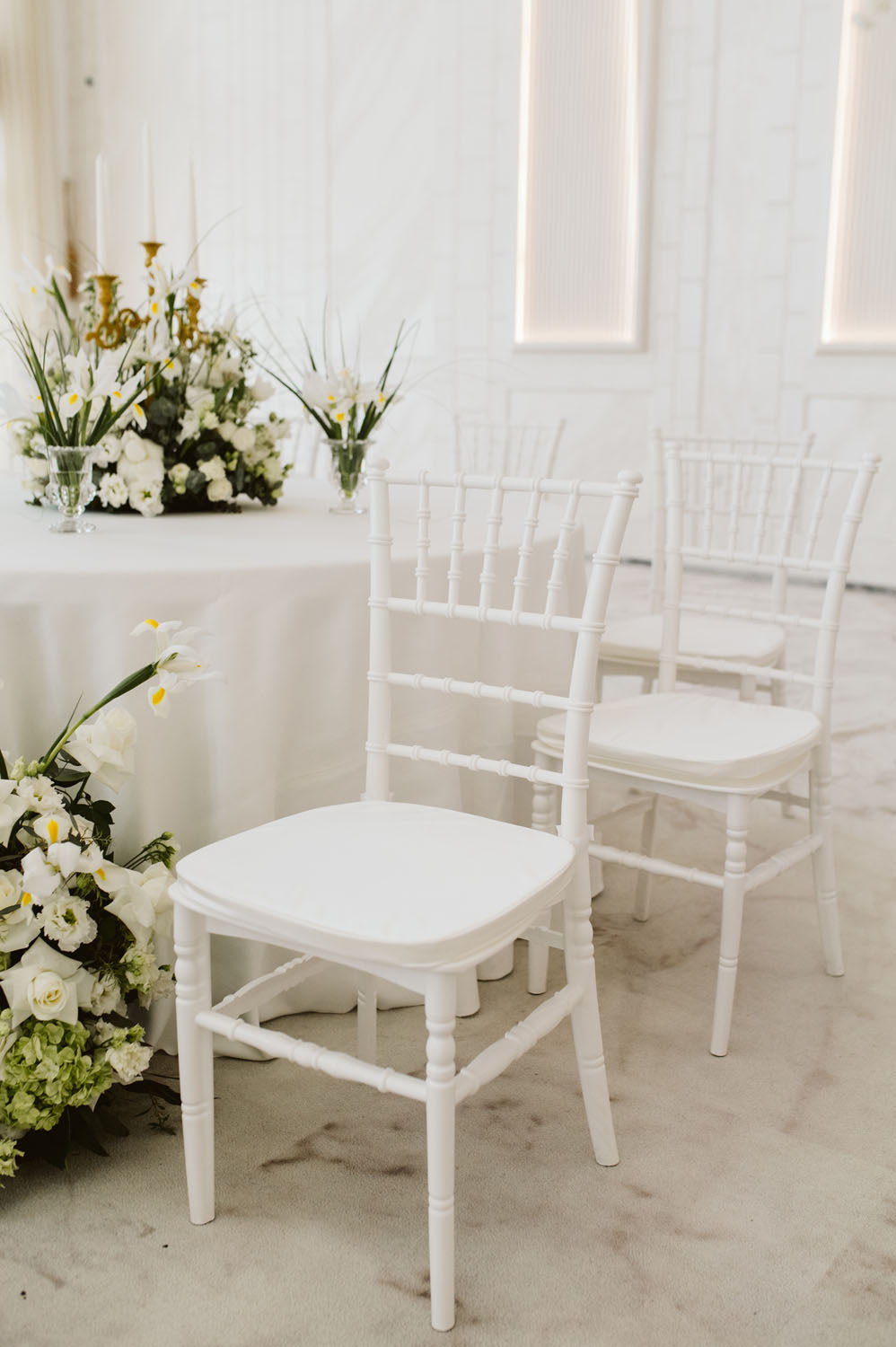 Krzesło Chiavari Tiffany białe